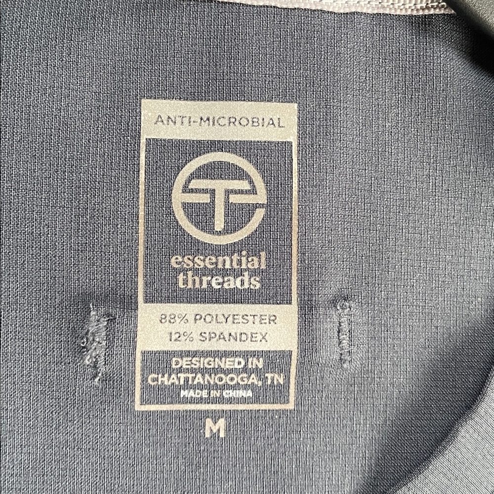 Men’s Essential Threads Gray Scrub Set with Pockets - Picture 4 of 7